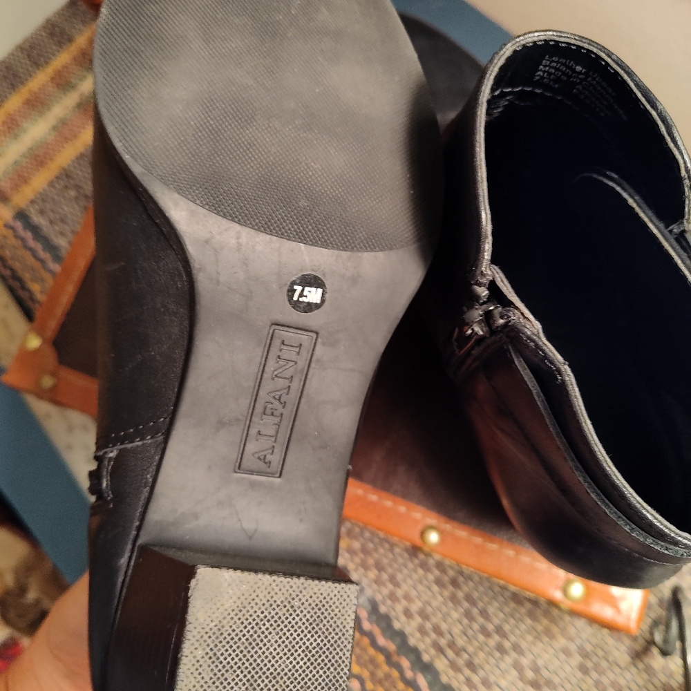 Alfani black leather booties - Picture 5 of 7